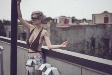 Henna rooftop huge natural boobs