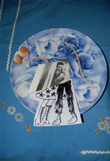 ASSEMBLAGE2485-1