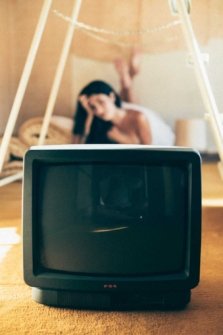 Stella Leone television