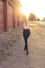 Alexis Reed ass in jeans