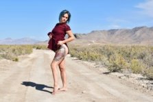 Alison Wonderland flashing ass