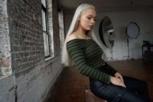 Chère Noble model